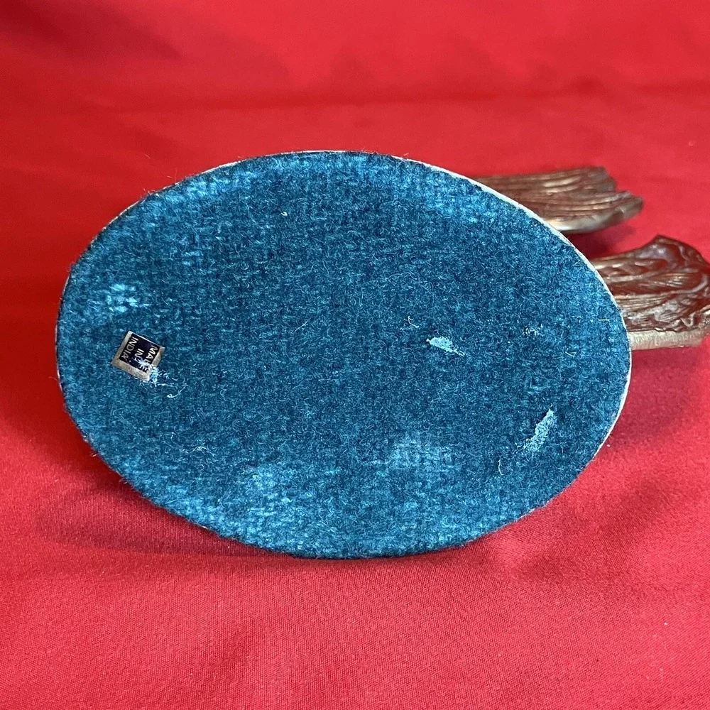 Vintage 9" Angel / 2D /‎ Etched Solid Brass / Flowing Dress Wings / Decor / Flaw - Picture 11 of 13